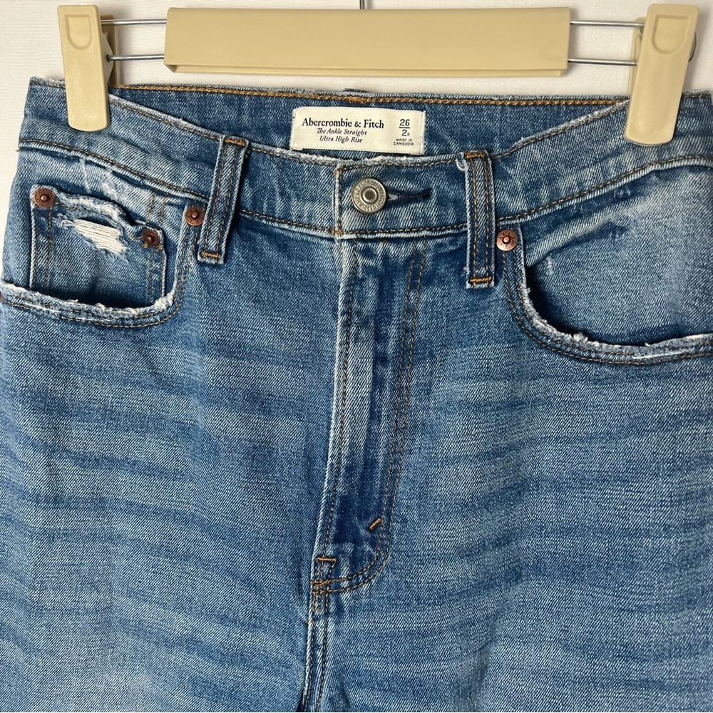 Abercrombie & Fitch Women’s The Ankle Straight Ultra High Rise Jeans 2/26 Reg - Picture 3 of 10